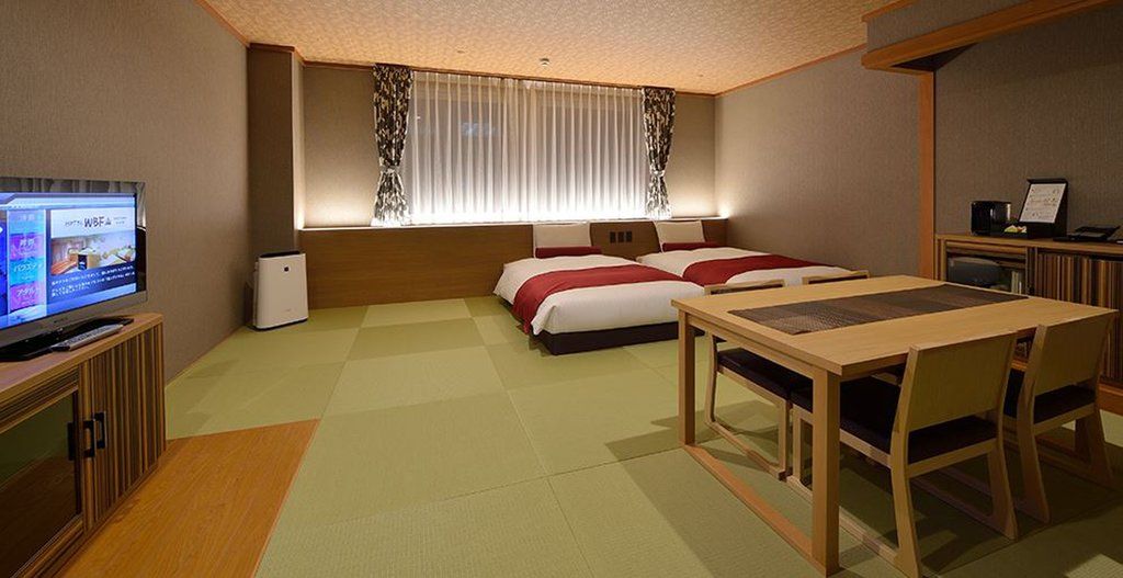 Hotel WBF Sapporo Odori Exterior foto
